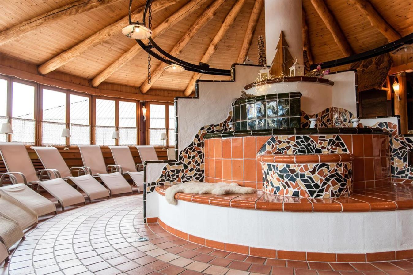 Terme Banovci - Mobilne Hiske Med Brajdami Otel Dış mekan fotoğraf